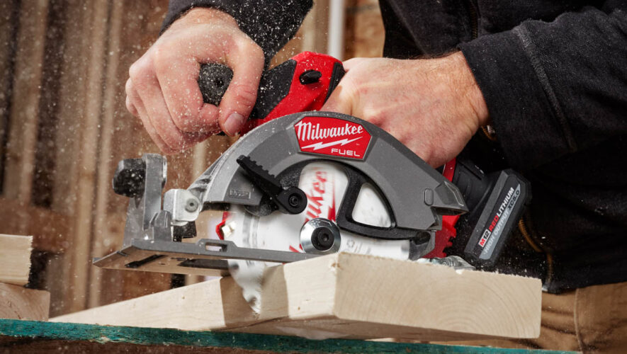 Milwaukee M12 Fuel 5 3/8-inch Circular Saw 2521