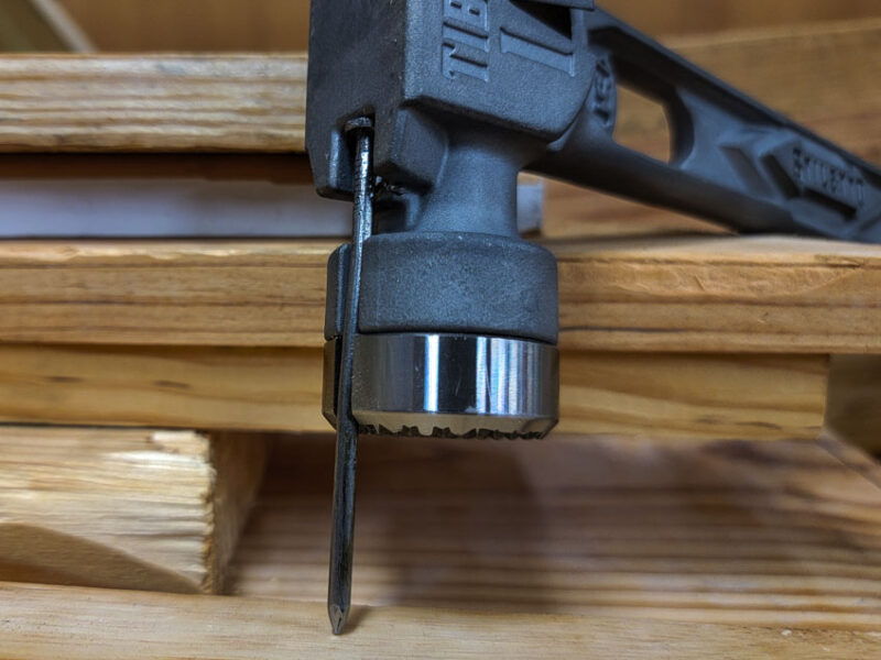 magnetic nail starter