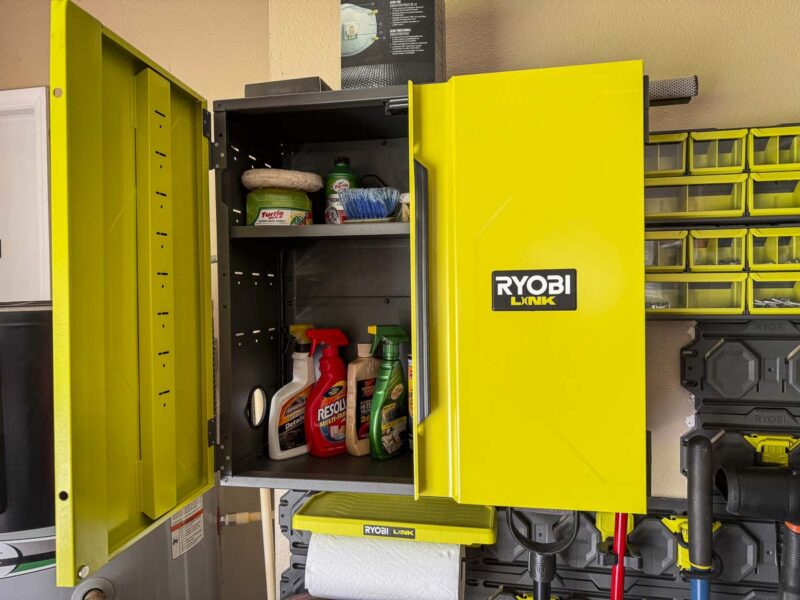 wall mounted cabinet